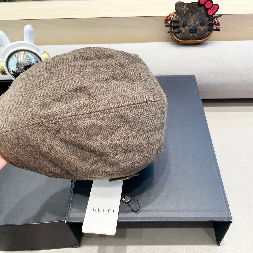 Gucci Cashmere Beret - image 6