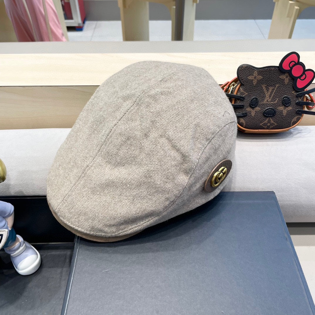 Gucci Cashmere Beret - image 4