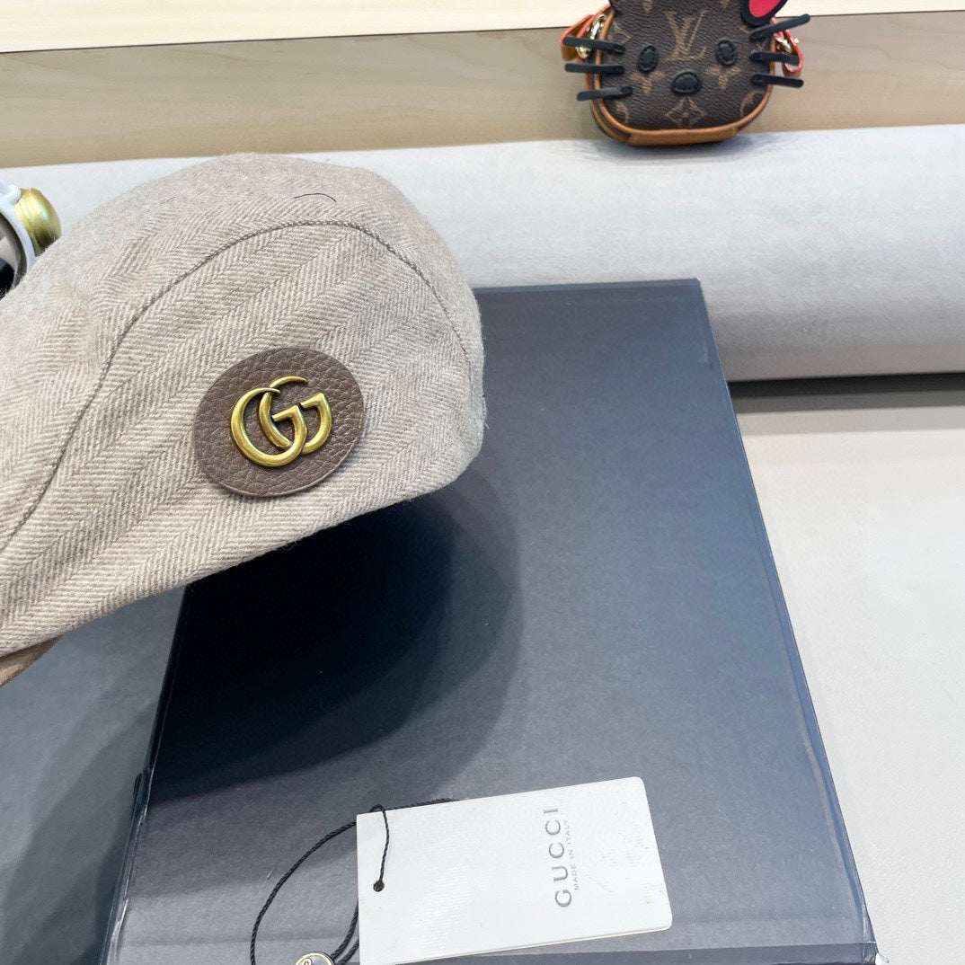 Gucci Cashmere Beret - image 6
