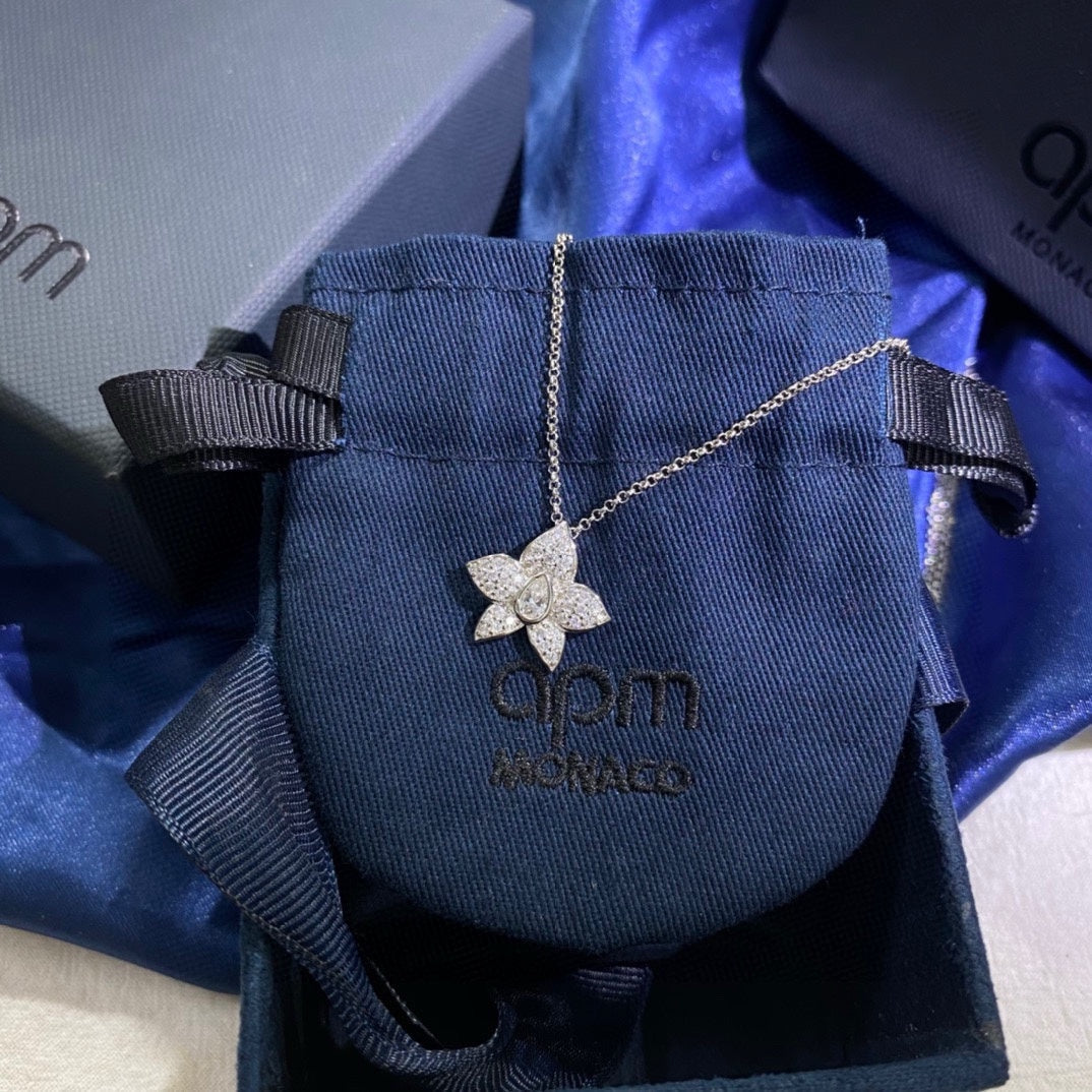 Martin Graham pendant necklace in polished metal-tone – detail view