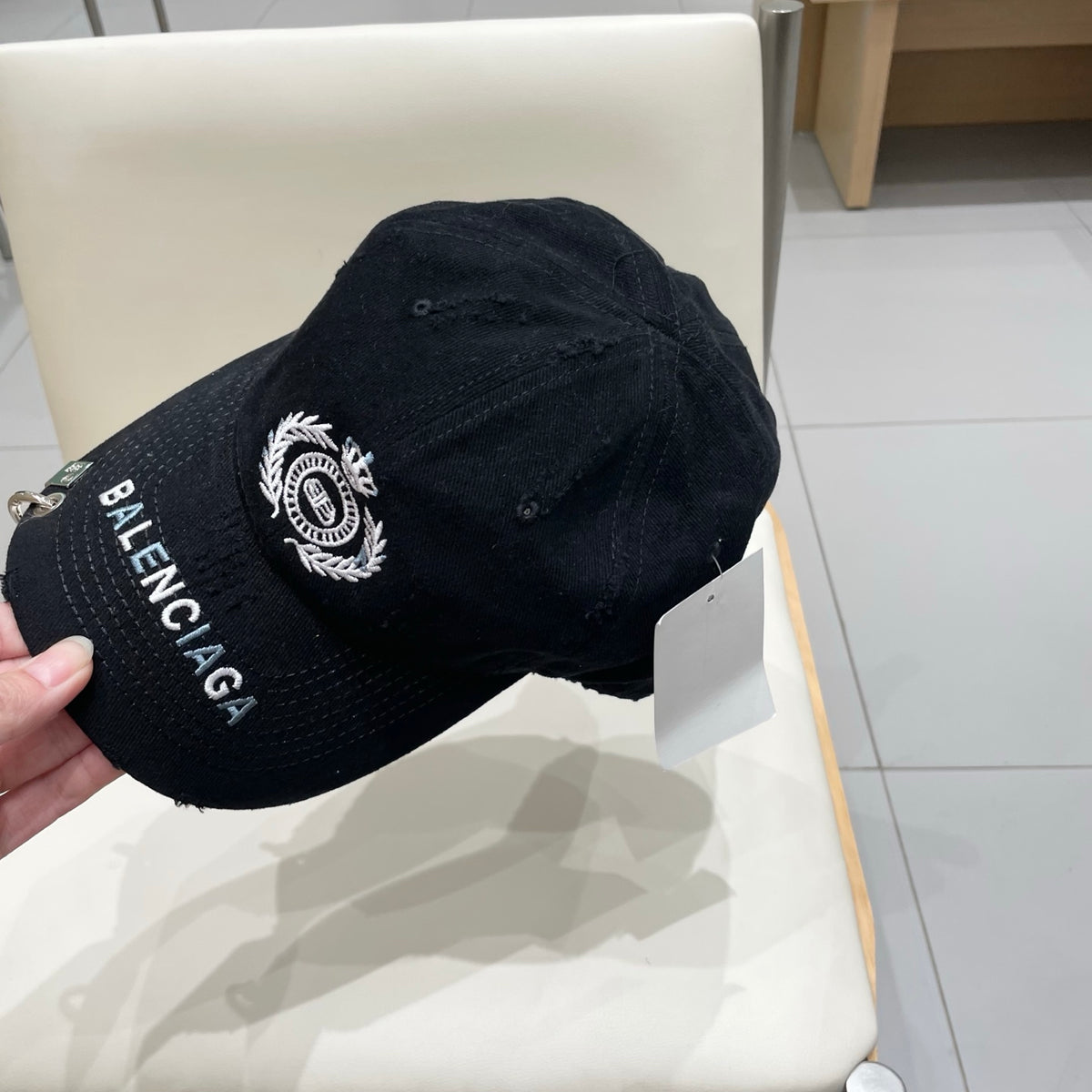 Balenciaga Baseball Cap - image 6