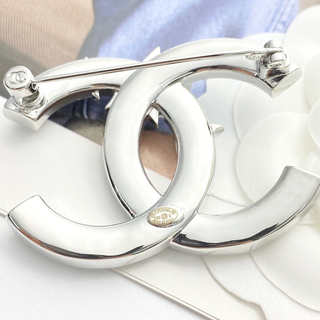 Martin Graham brooch in polished metal-tone – styled product view