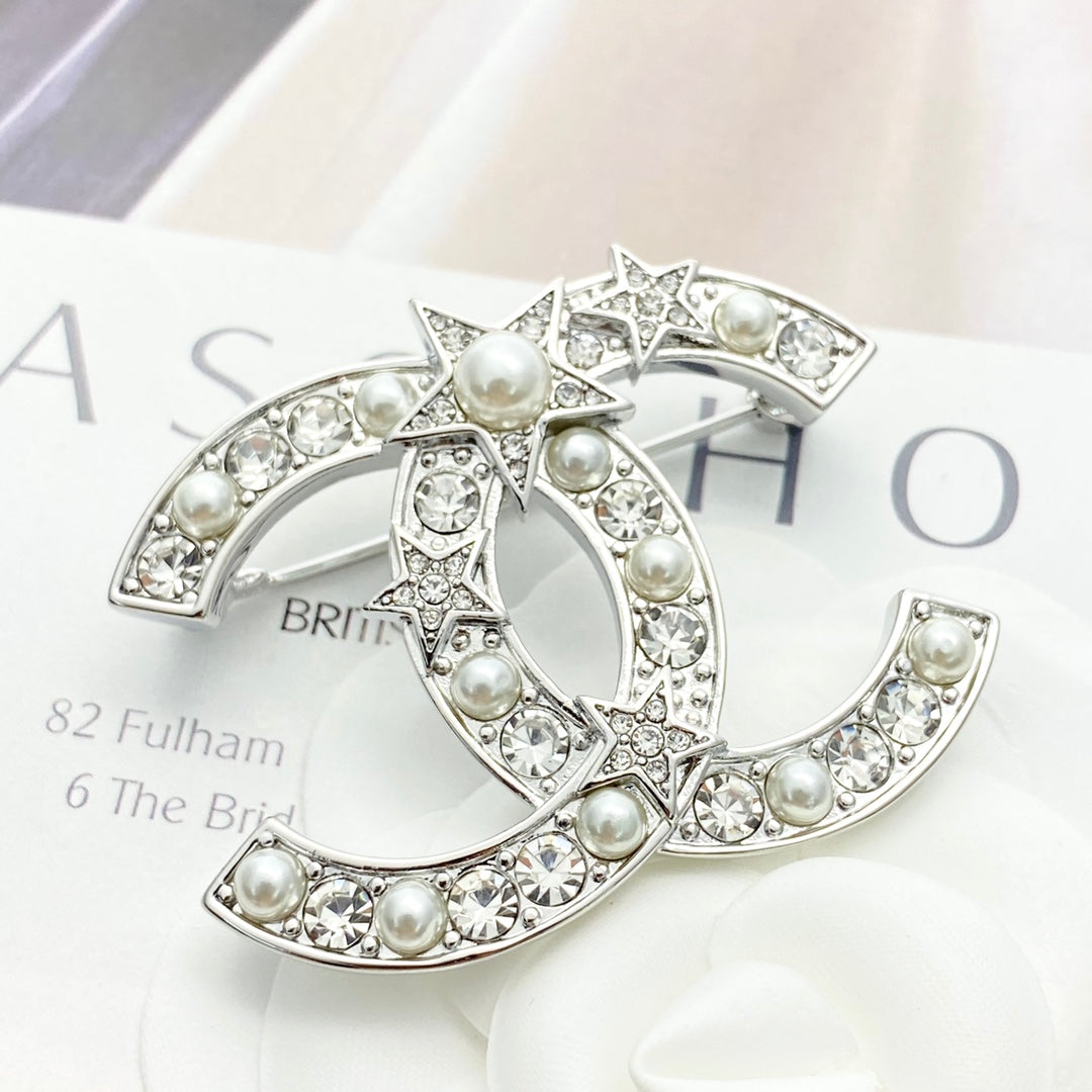 Martin Graham brooch in polished metal-tone – front product view