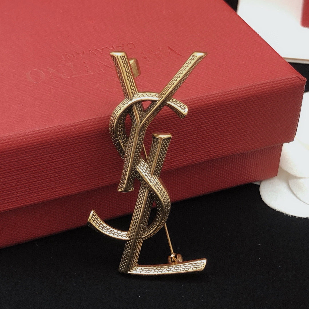 Martin Graham brooch in polished metal-tone – main product view