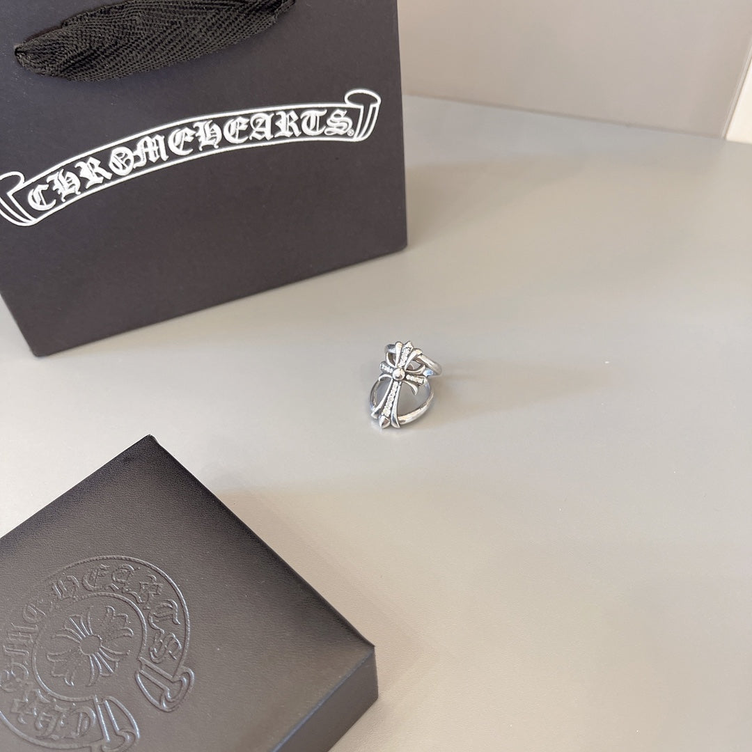 Martin Graham ring in polished metal-tone – front product view