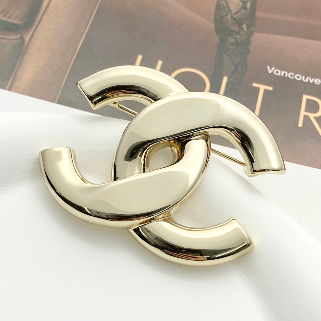Martin Graham brooch in polished metal-tone – front product view
