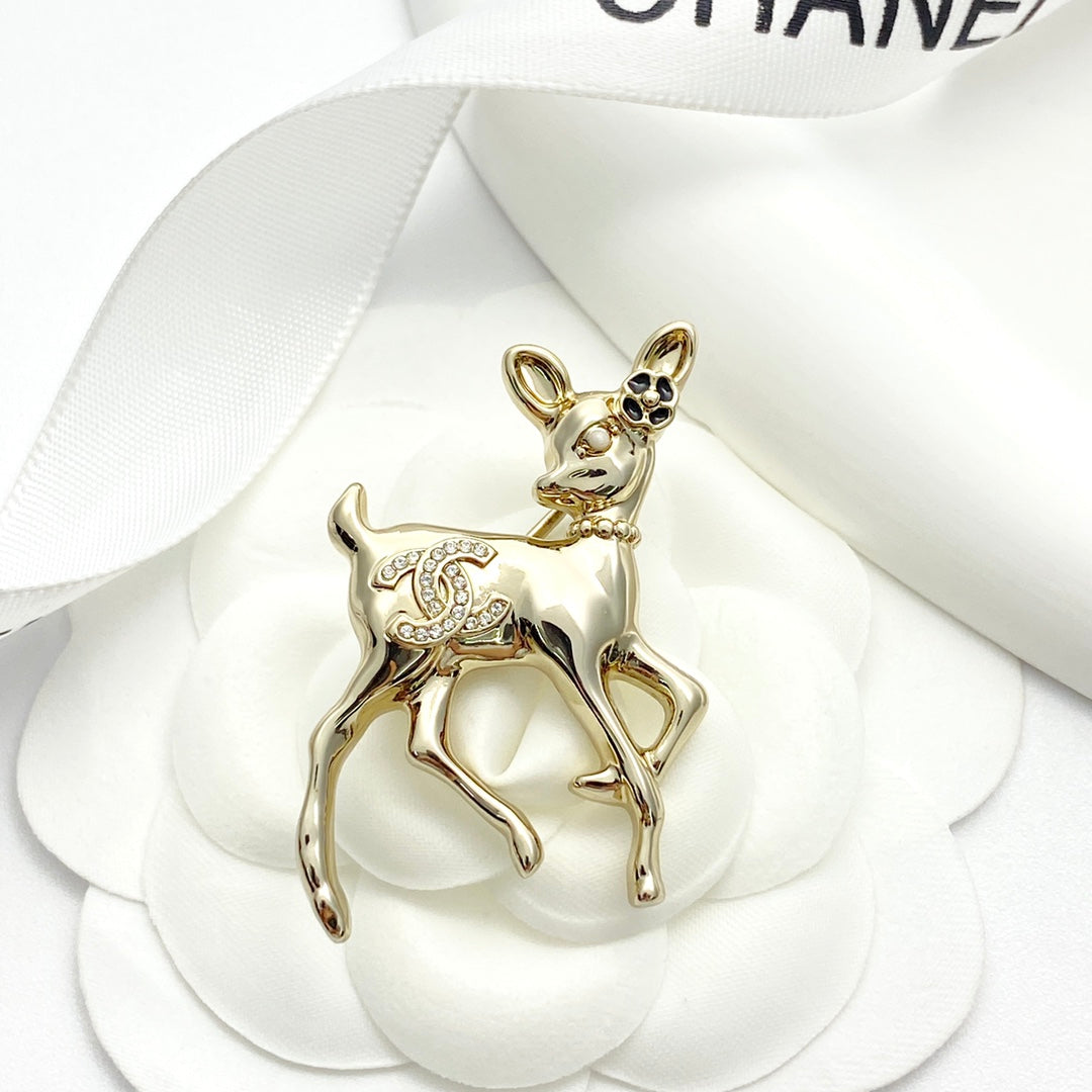 Martin Graham brooch in polished metal-tone – front product view