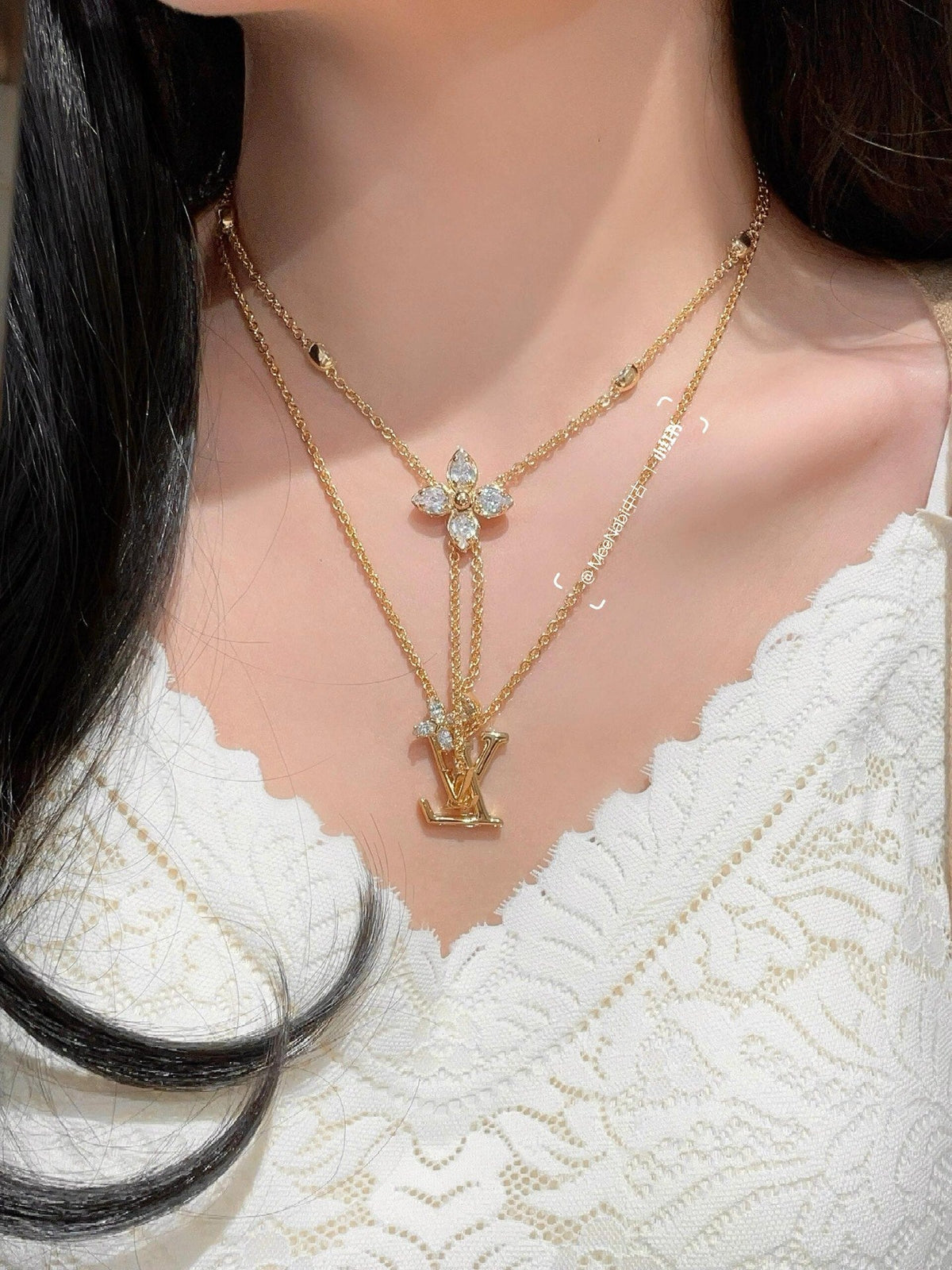 Martin Graham pendant necklace in polished metal-tone – detail view