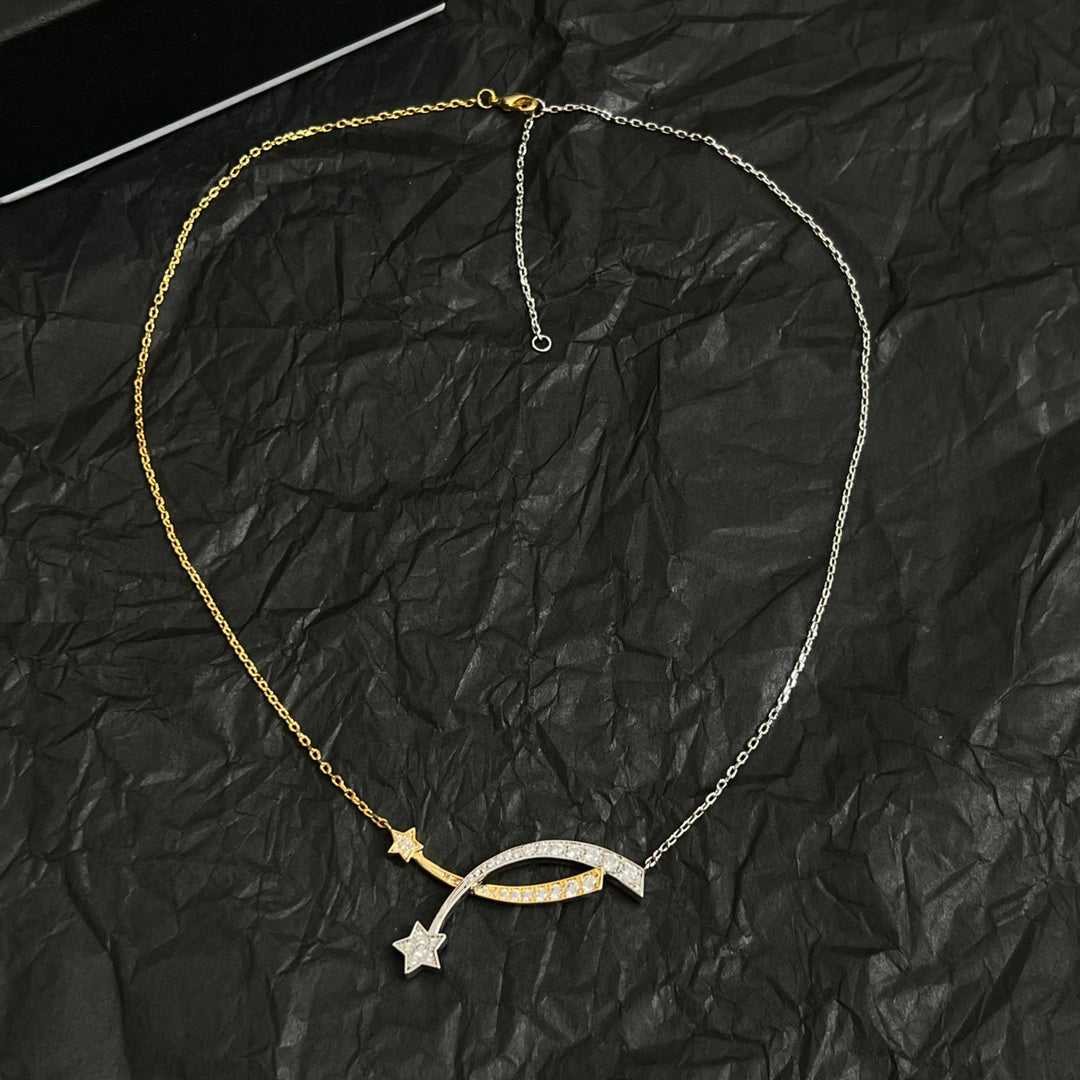 Martin Graham pendant necklace in polished metal-tone – close-up detail
