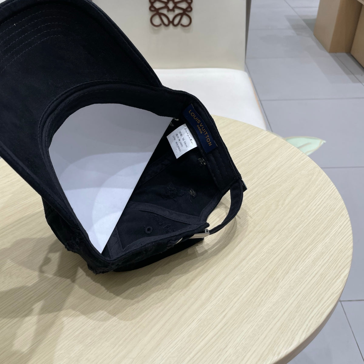 Louis Vuitton Baseball Cap - image 9