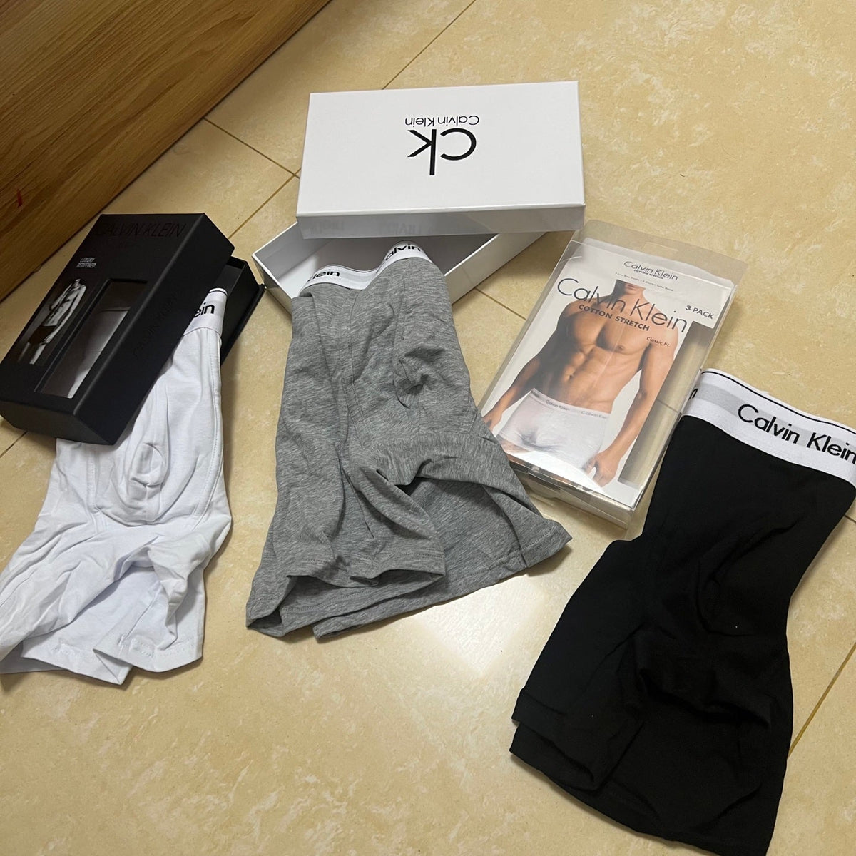 Calvin Klein Broad Logo Waistbands Men's Boxer Briefs - 3-Piece Box