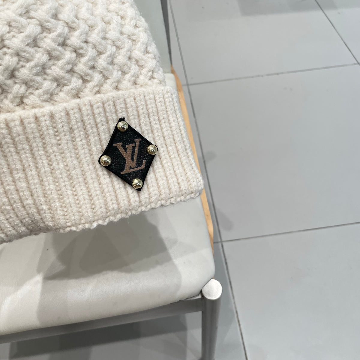 Louis Vuitton Knit Beanie - image 9