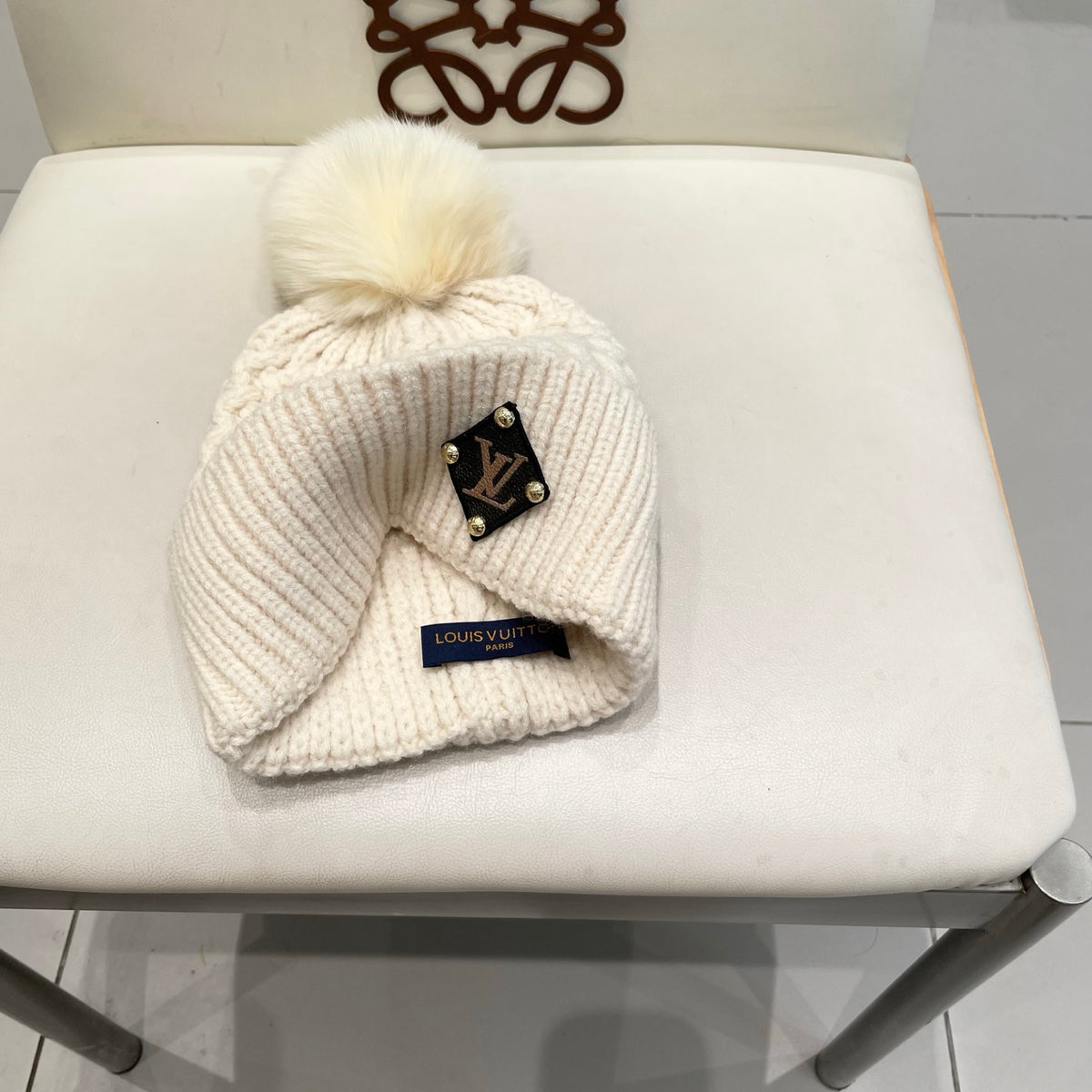 Louis Vuitton Knit Beanie - image 10
