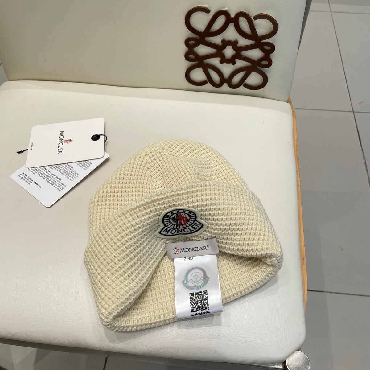 Moncler Cashmere Beanie - image 9