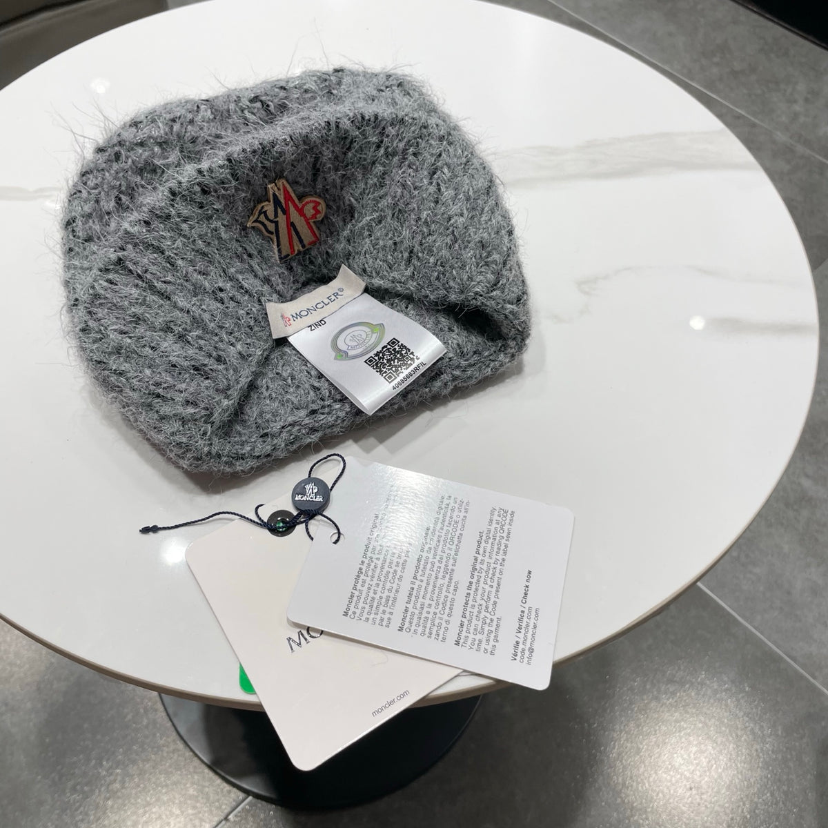 Moncler Beanie - image 9