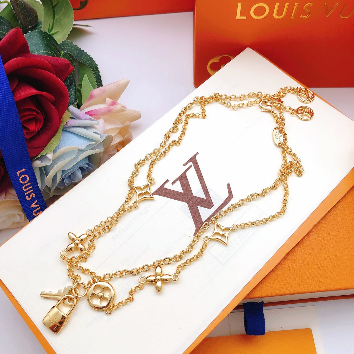 Martin Graham pendant necklace in polished metal-tone – close-up detail