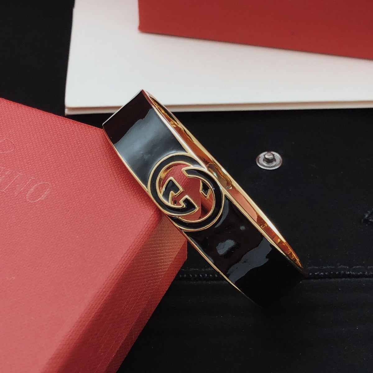 Martin Graham bangle in polished metal-tone – close-up detail