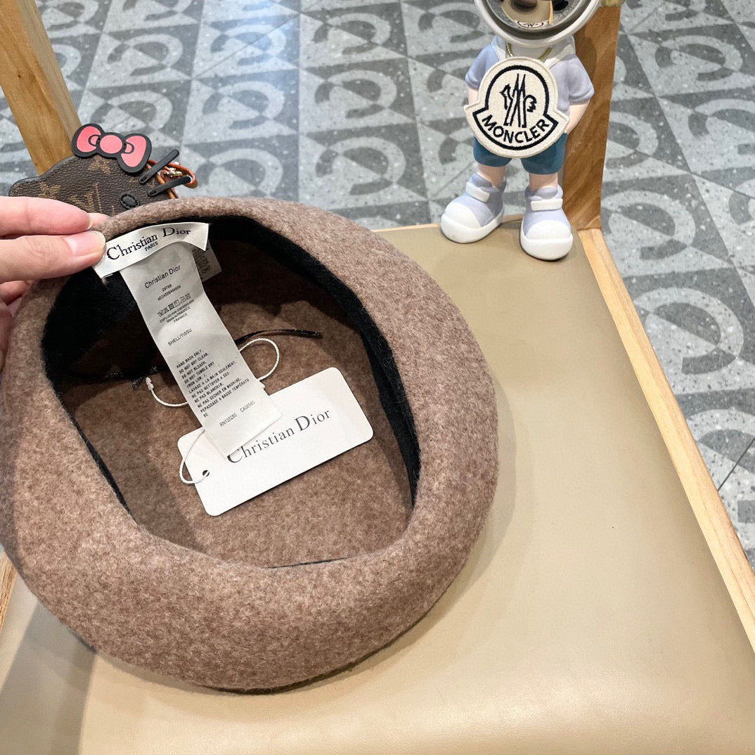 Dior Wool Beret - image 9