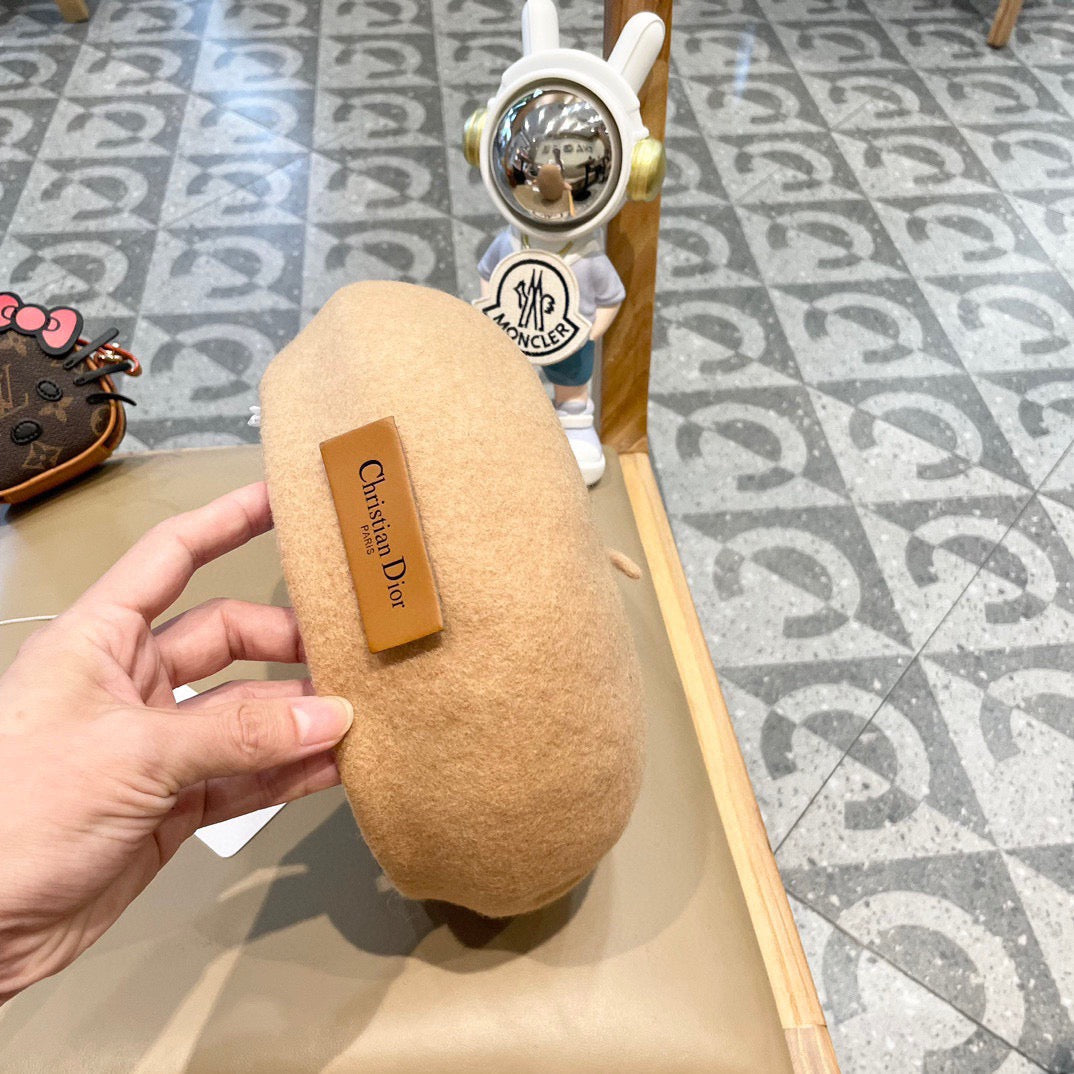 Dior Wool Beret - image 7