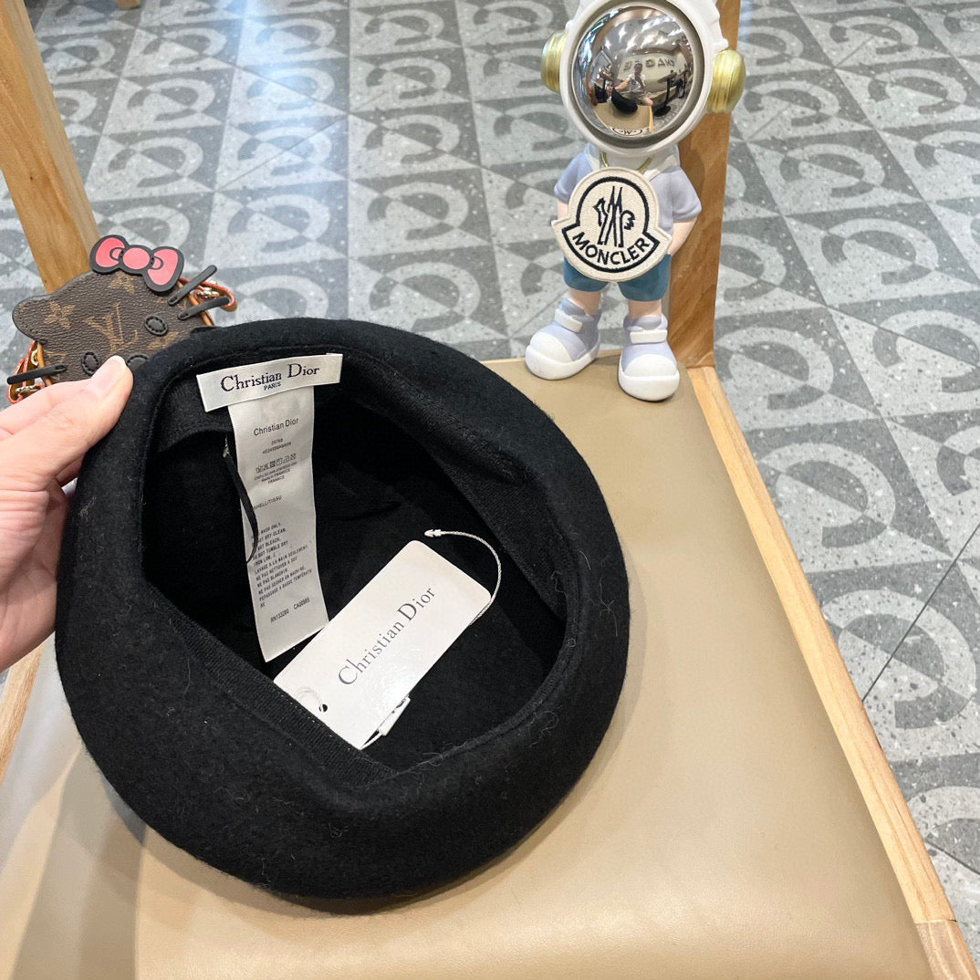 Dior Wool Beret - image 9