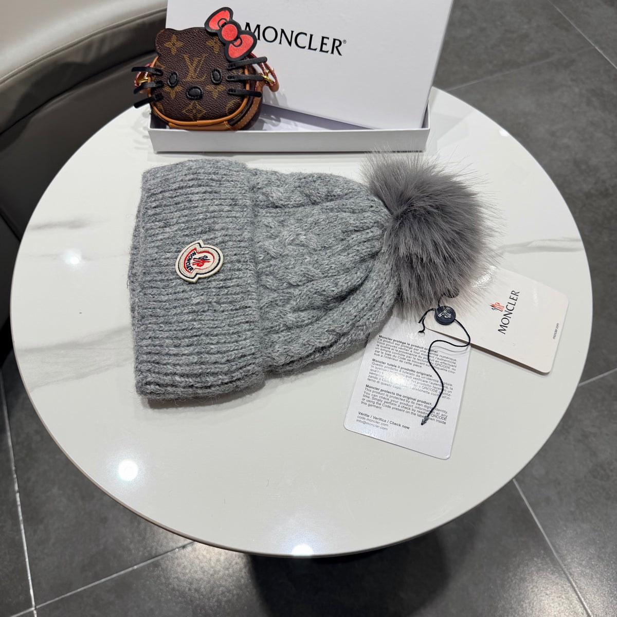 Moncler Beanie - image 8