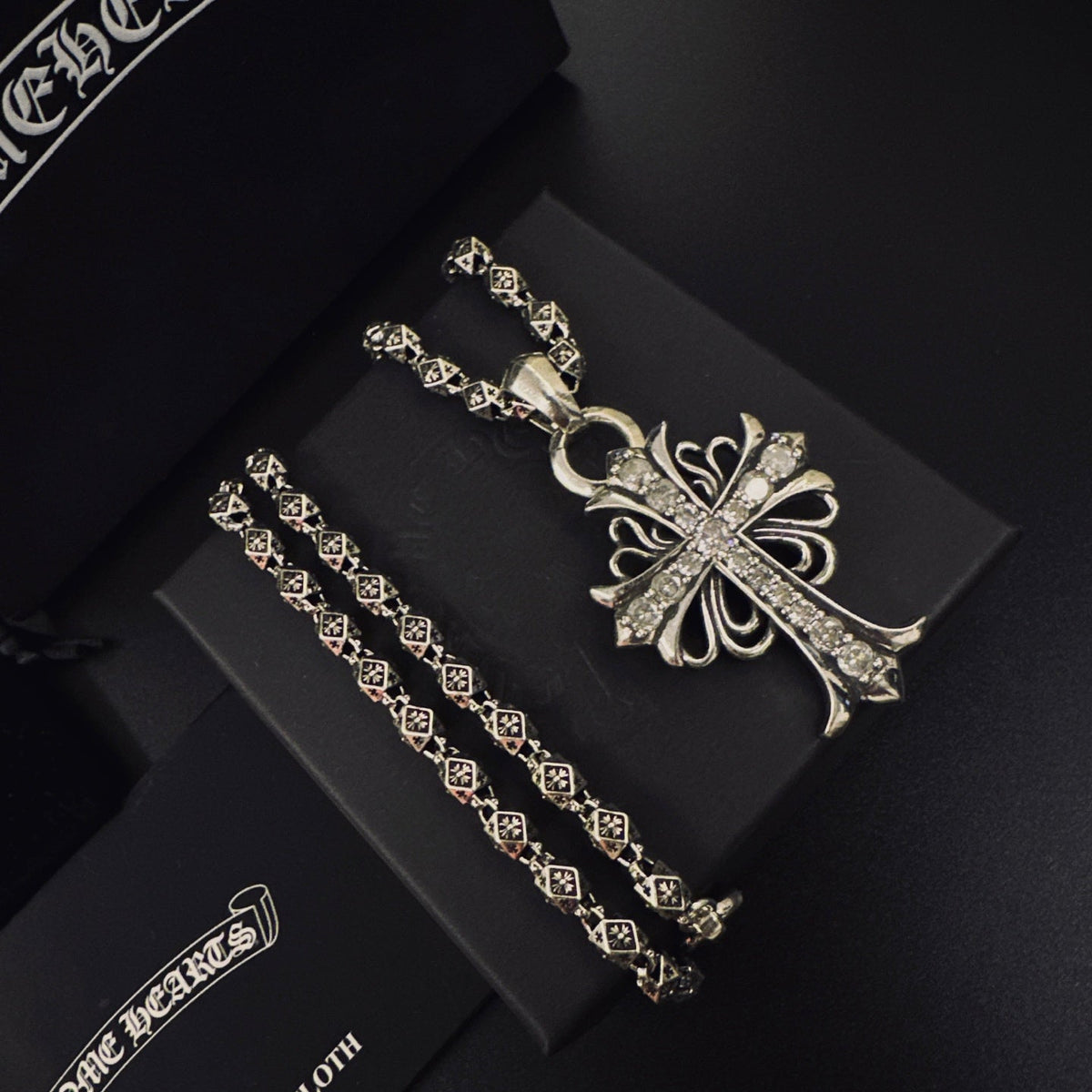 Martin Graham pendant necklace in polished metal-tone – front product view