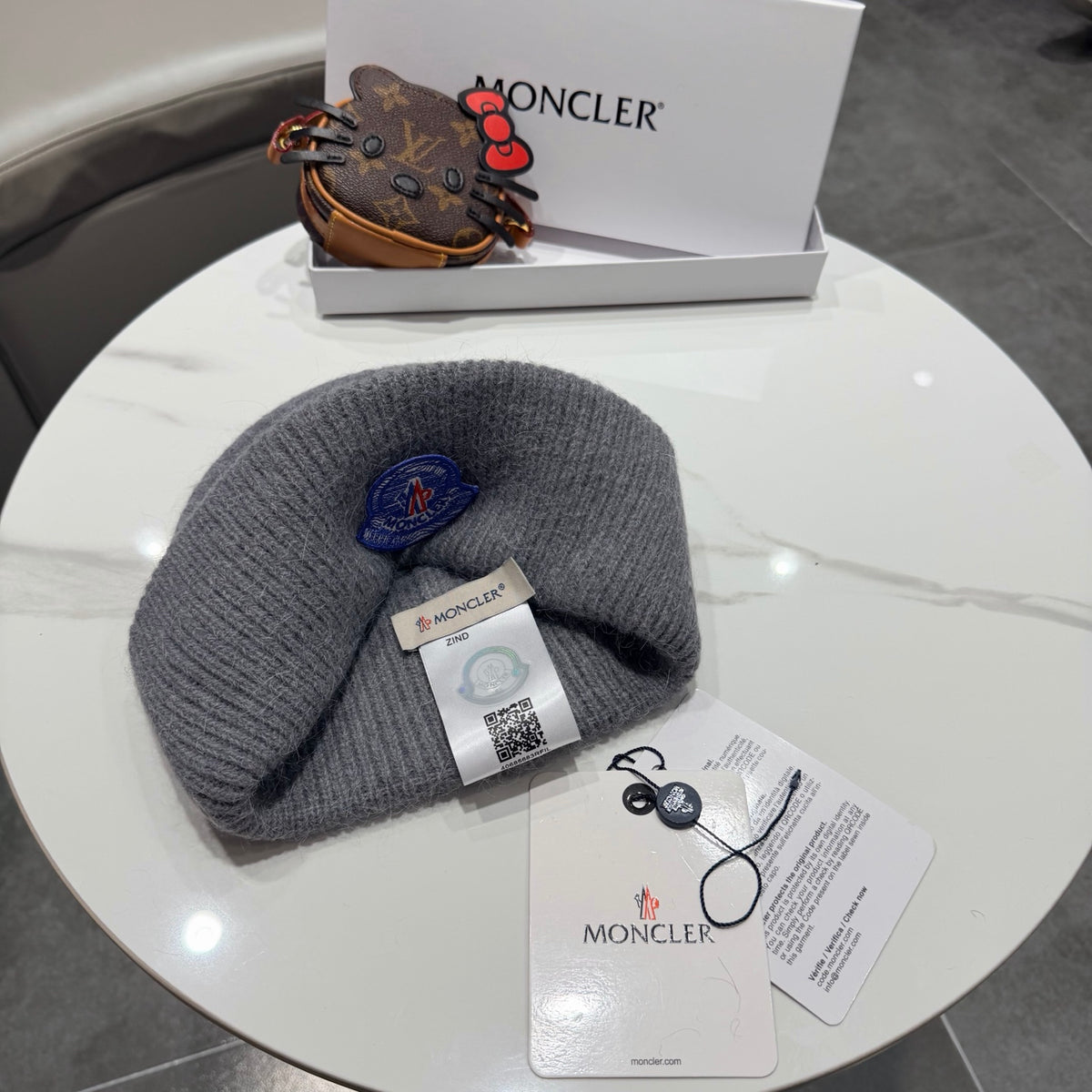 Moncler Beanie - image 9