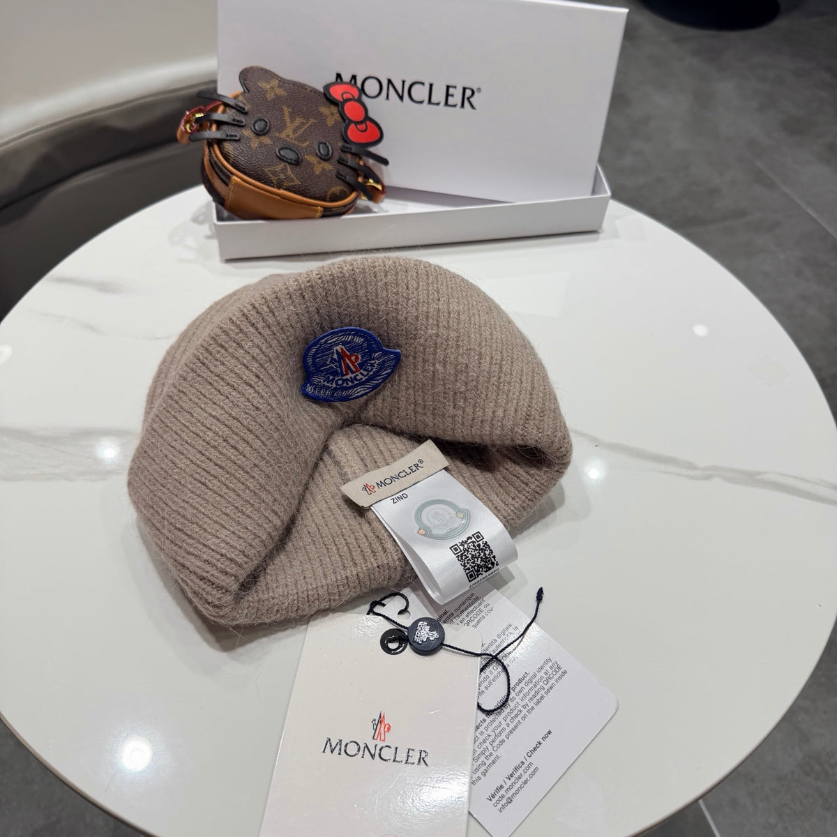 Moncler Beanie - image 9