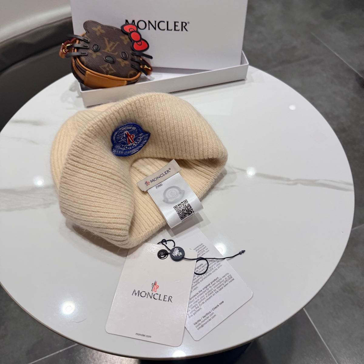 Moncler Beanie - image 9