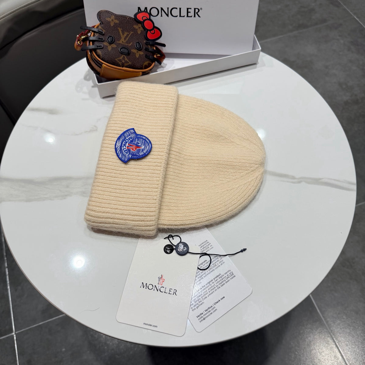 Moncler Beanie - image 8
