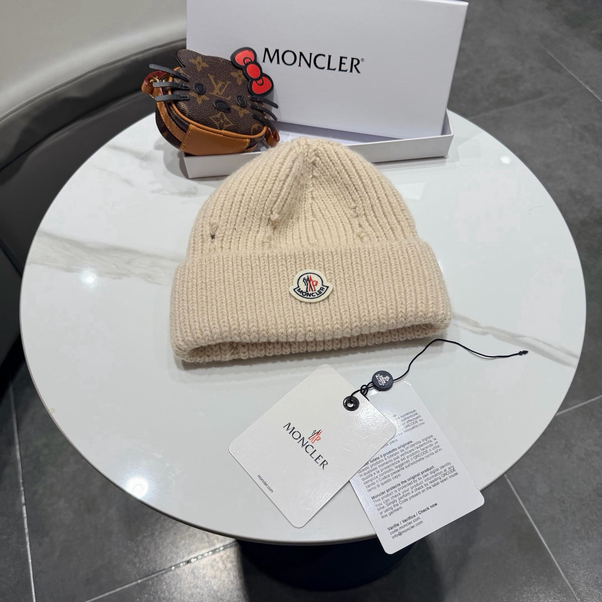 Fashion Hat - image 1