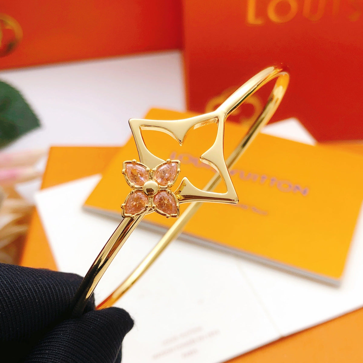 Martin Graham bangle in polished metal-tone – main product view