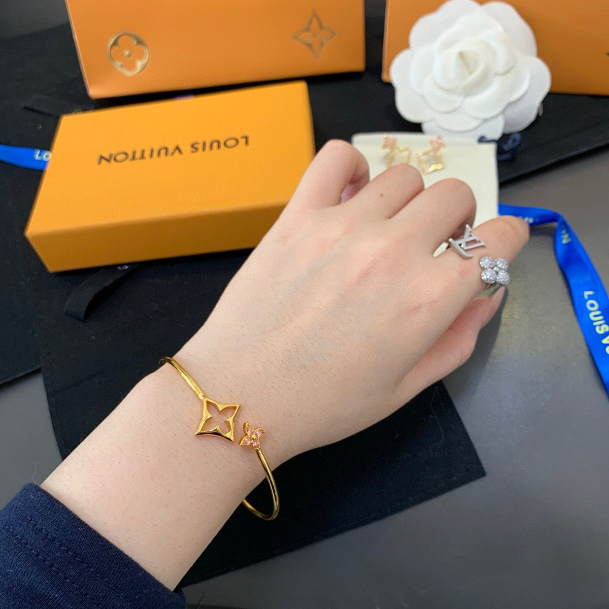 Martin Graham bangle in polished metal-tone – main product view