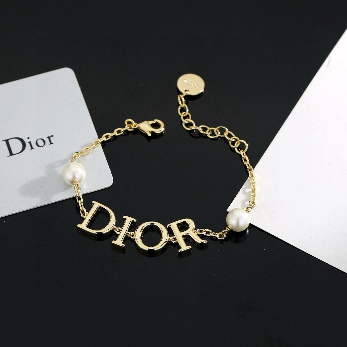 Martin Graham bracelet in polished metal-tone – side detail