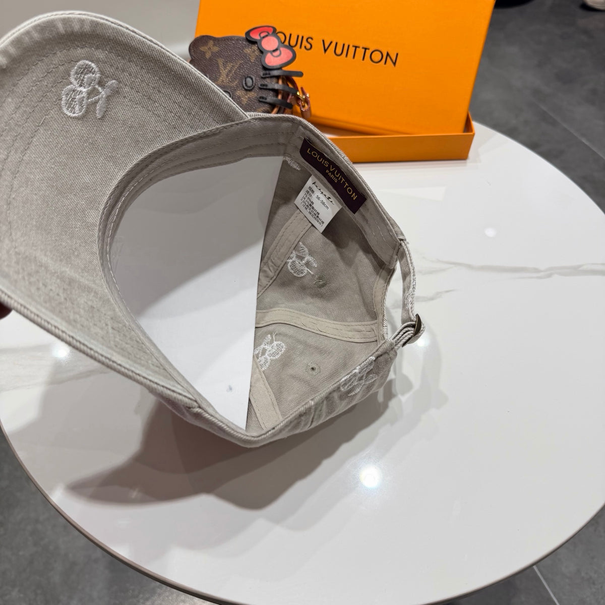 Louis Vuitton Baseball Cap - image 9
