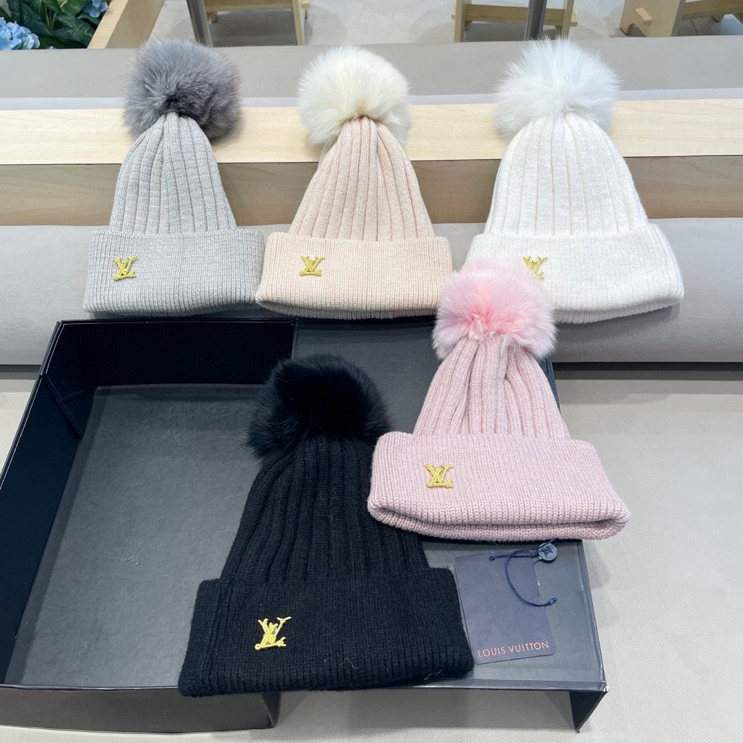 Louis Vuitton Knit Beanie - image 5