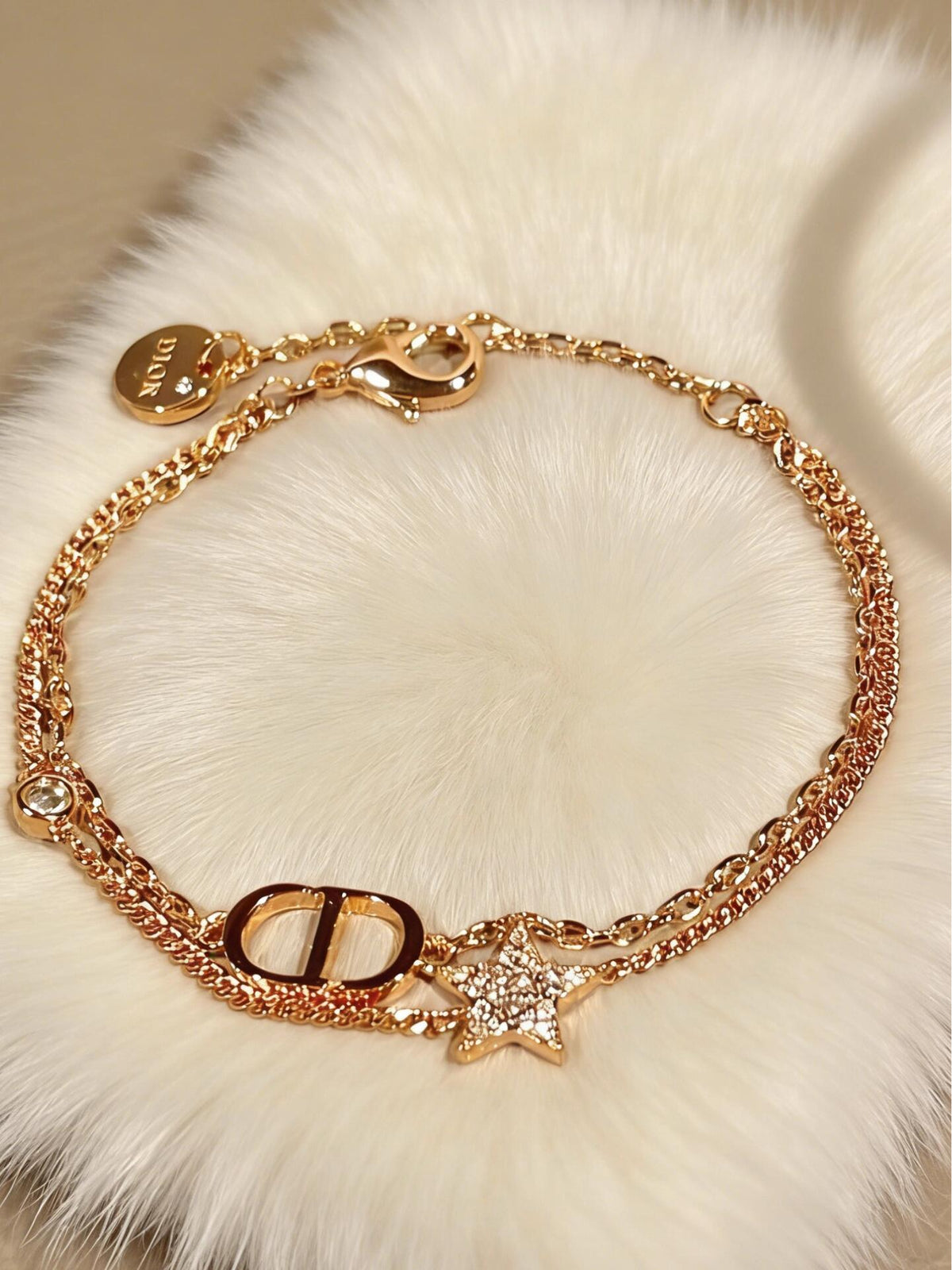 Martin Graham bracelet in polished metal-tone – side detail