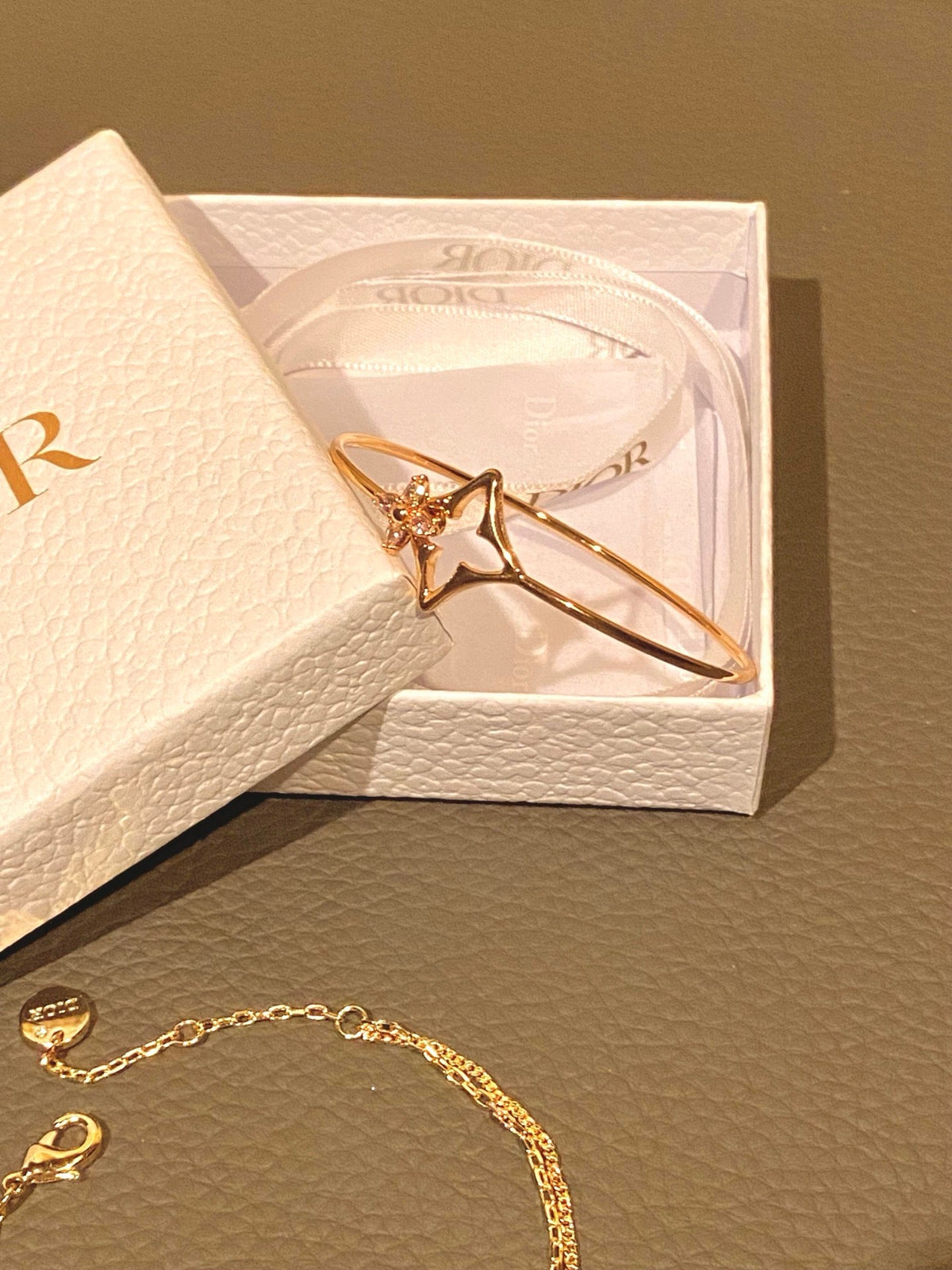 Martin Graham bangle in polished metal-tone – front product view
