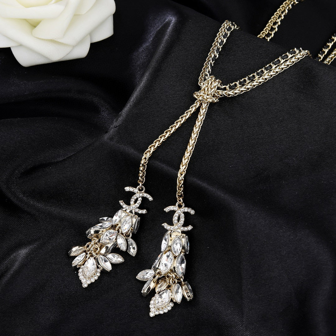 Martin Graham pendant necklace in polished metal-tone – main product view
