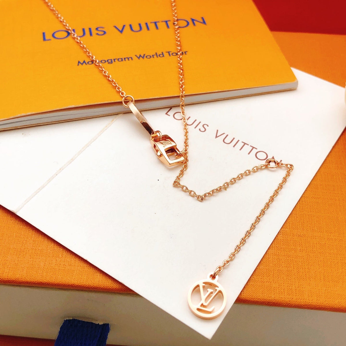 Martin Graham pendant necklace in polished metal-tone – detail view