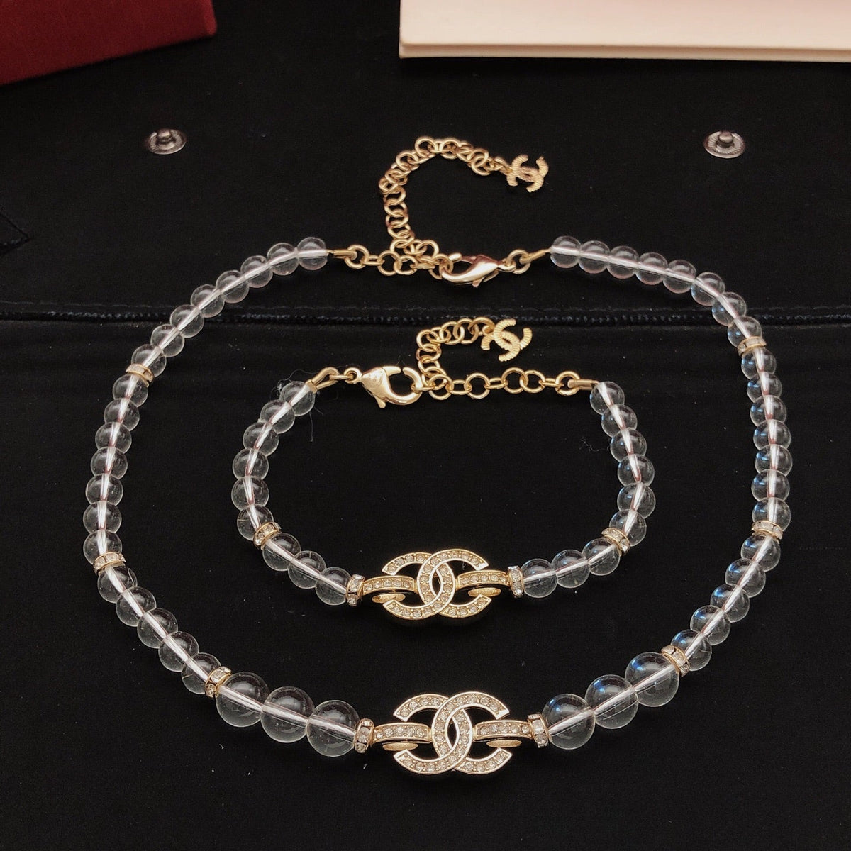 Martin Graham bracelet in polished metal-tone – detail view