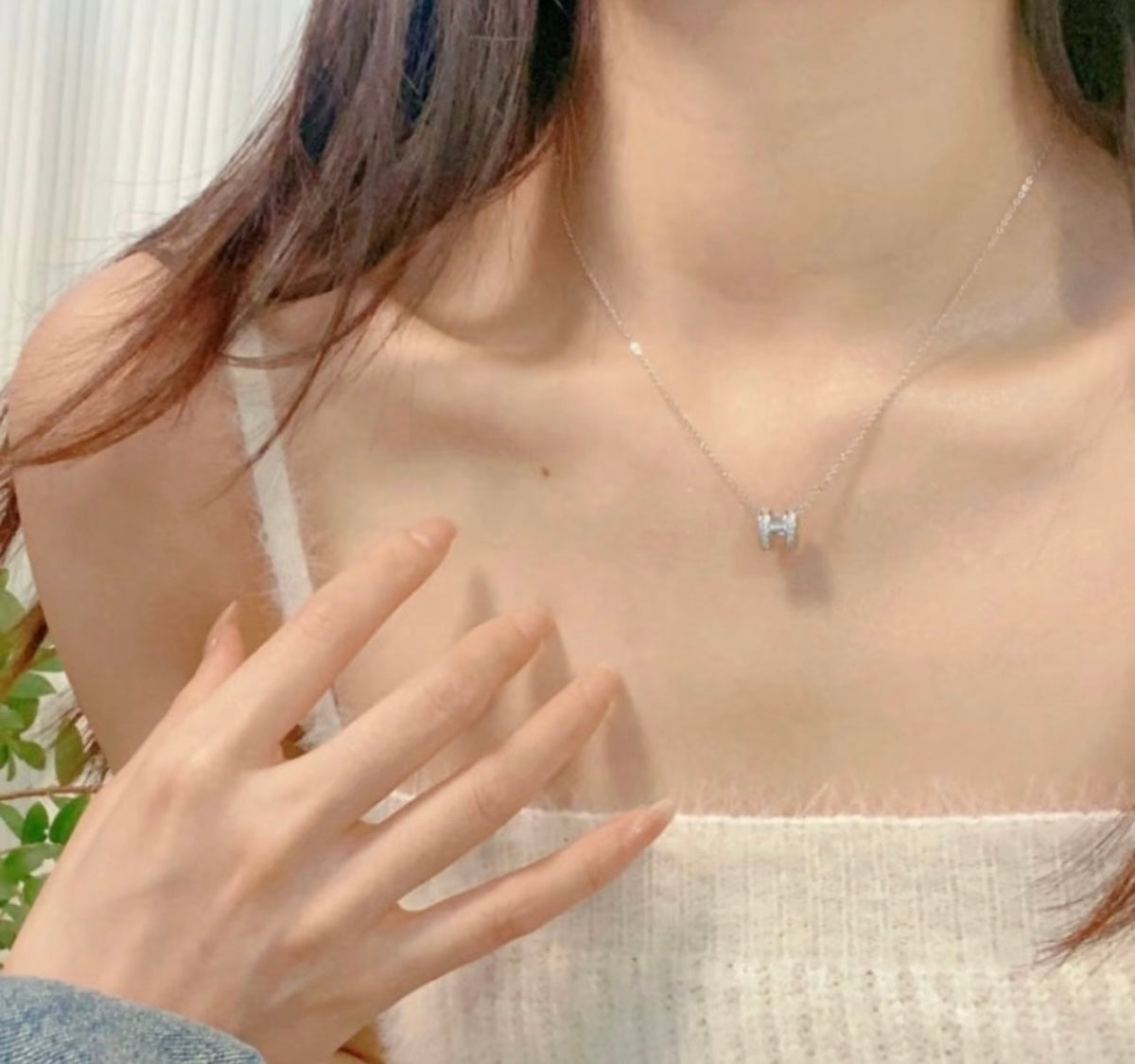 Martin Graham pendant necklace in polished metal-tone – detail view