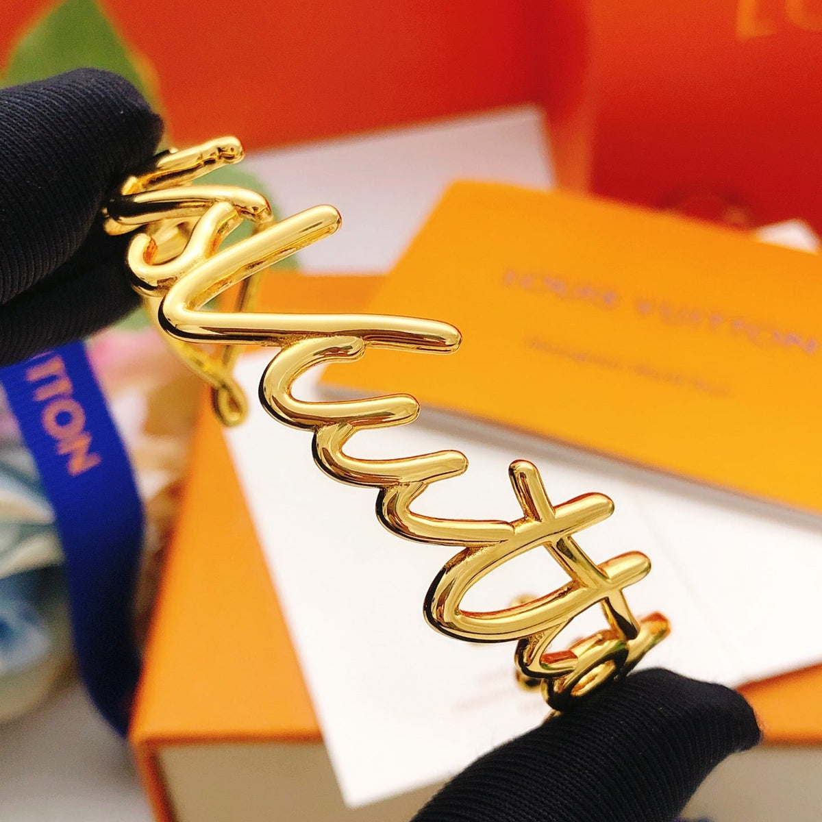 Martin Graham bangle in polished metal-tone – front product view