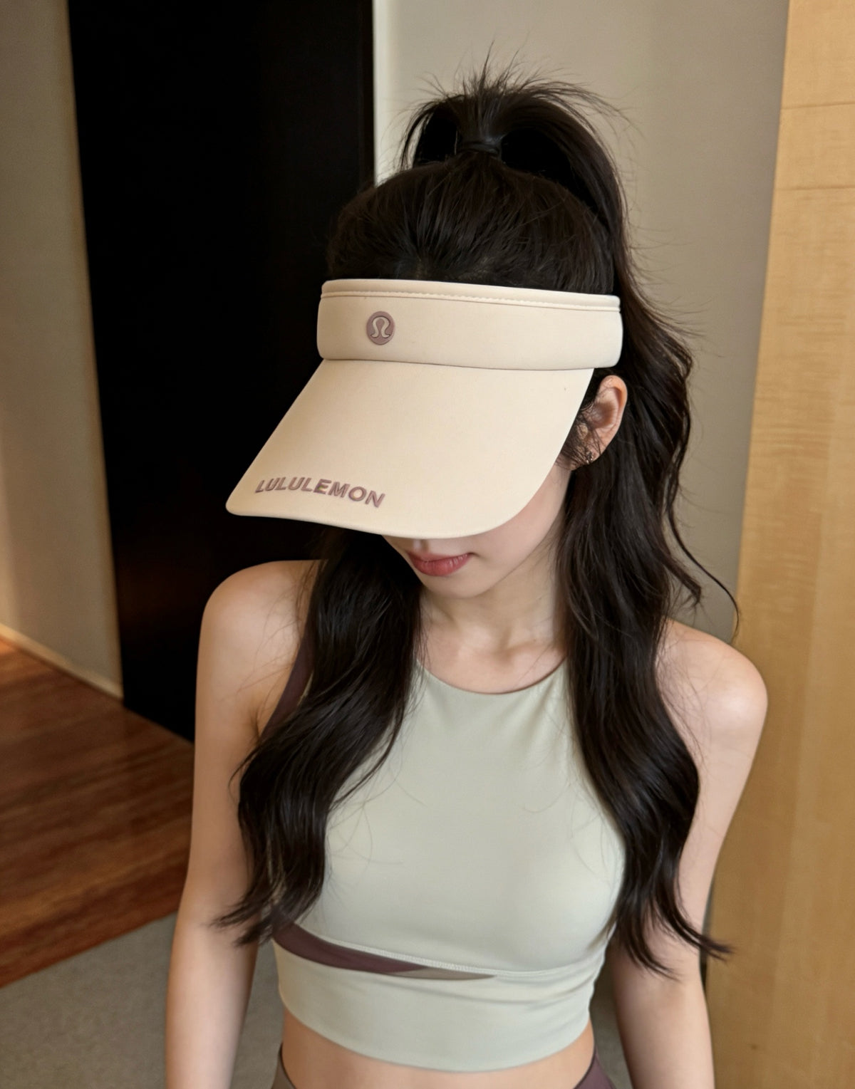 Visor - image 2