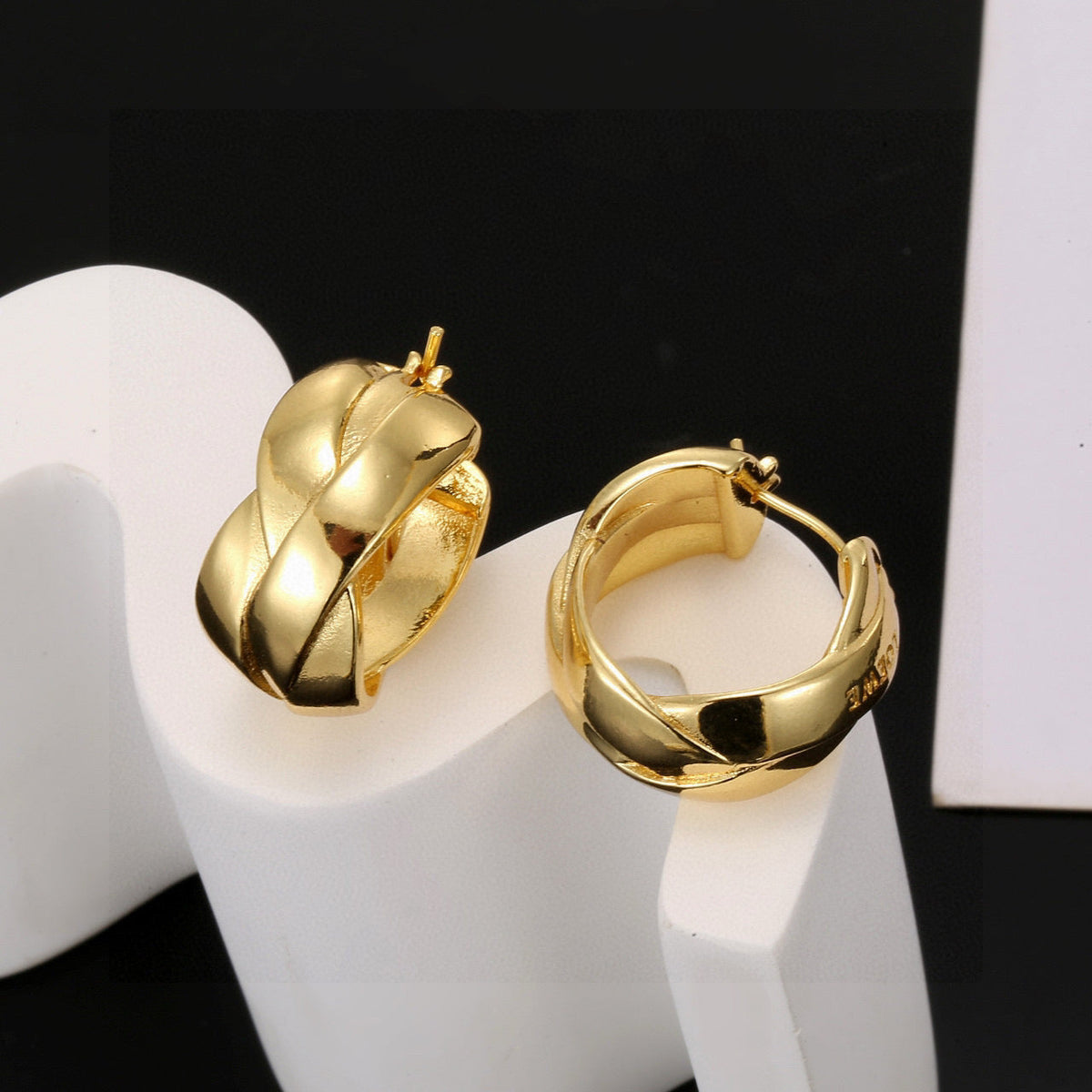 Martin Graham jewelry accessory in polished metal-tone – front view