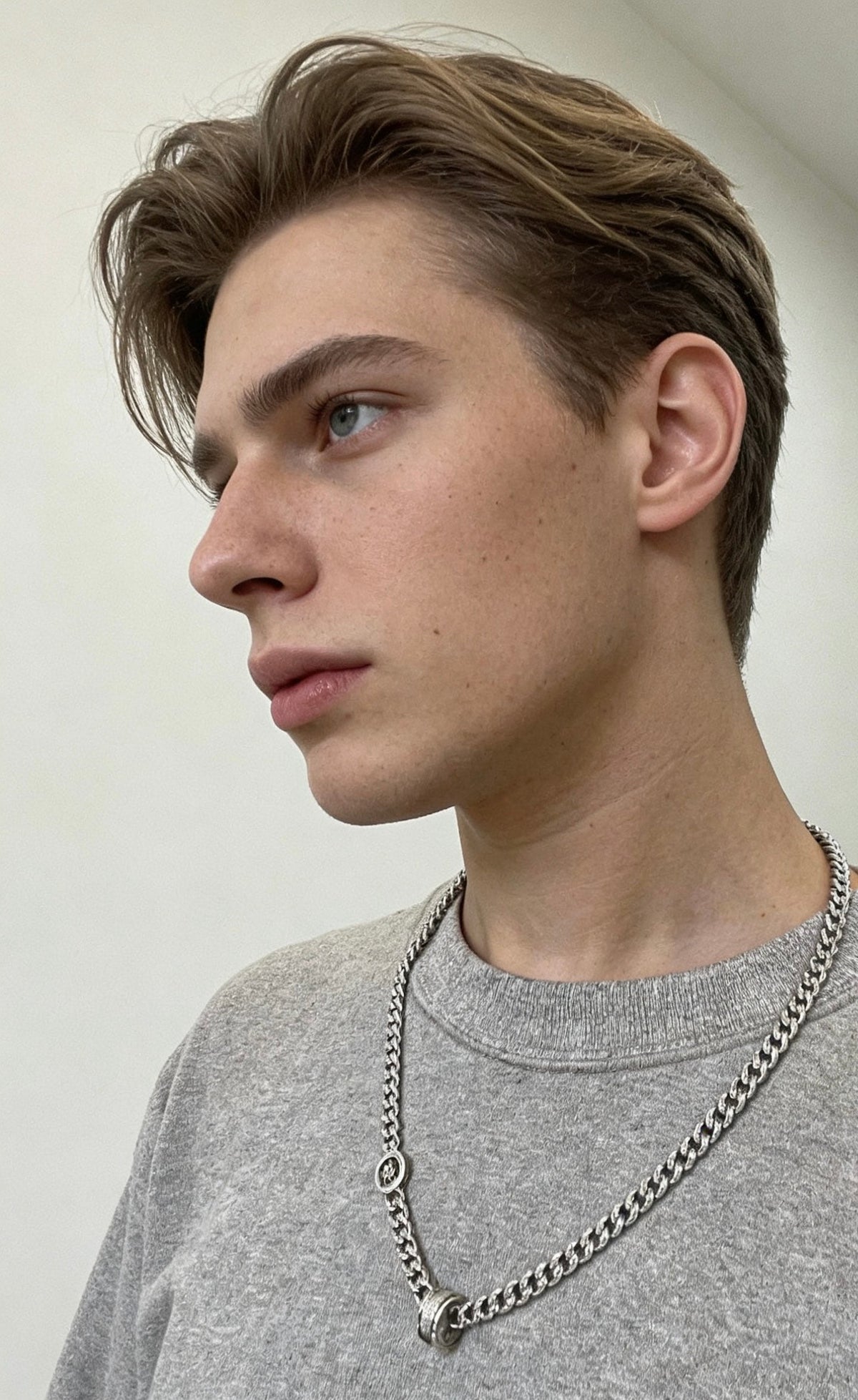 Martin Graham ring in polished metal-tone – detail view