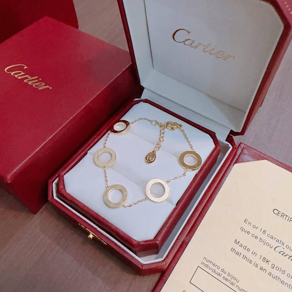 Martin Graham bracelet in polished metal-tone – side detail