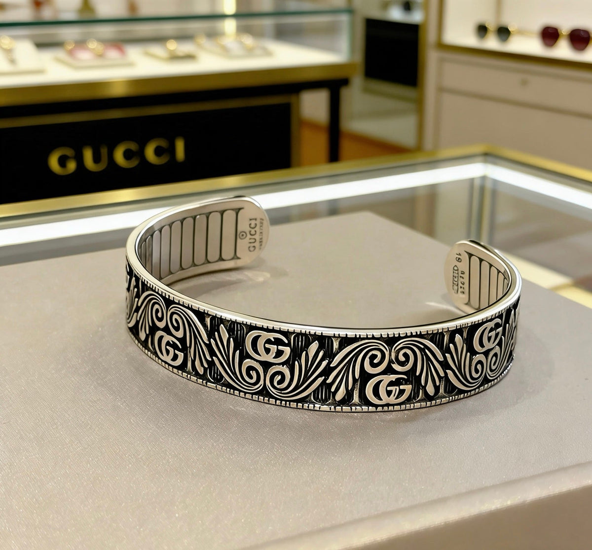 Martin Graham bangle in polished metal-tone – close-up detail