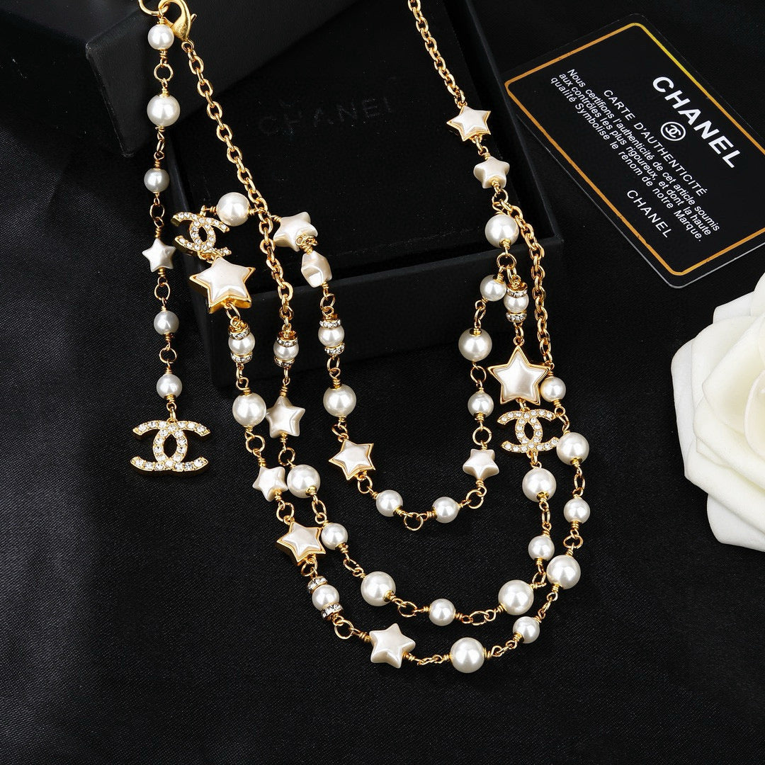 Martin Graham jewelry accessory in polished metal-tone – detail view