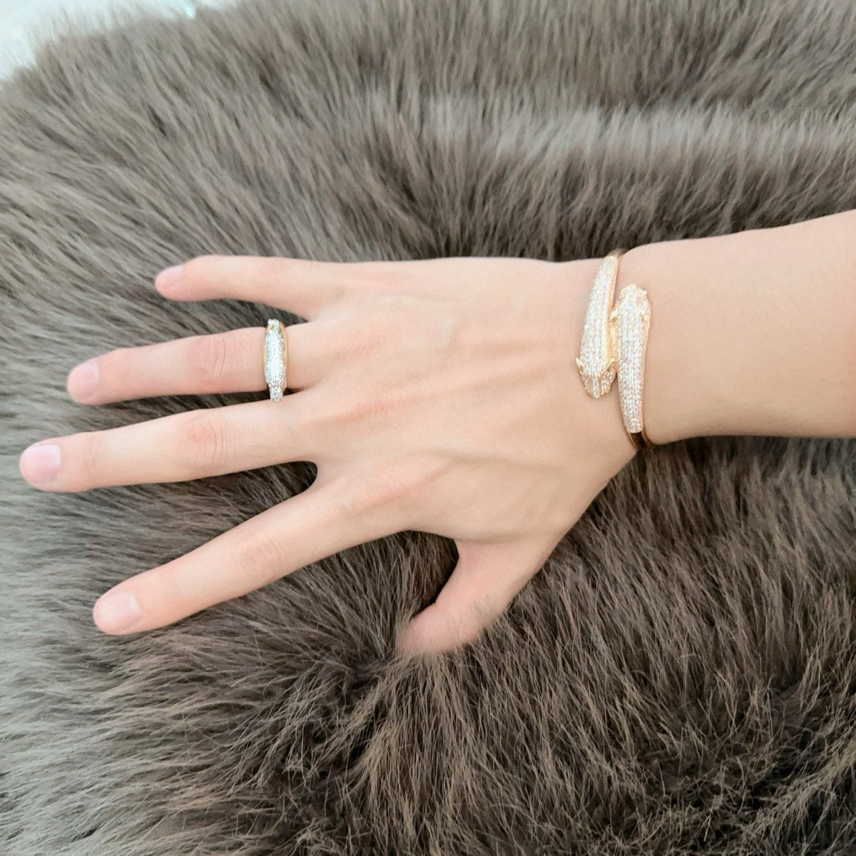 Martin Graham bracelet in polished metal-tone – main product view